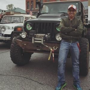 Meet your Posher, Tùng